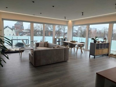 zentrale schöne Penthouse-Wohnung mit 4 Zimmern und Dachterrassen in Erkelenz