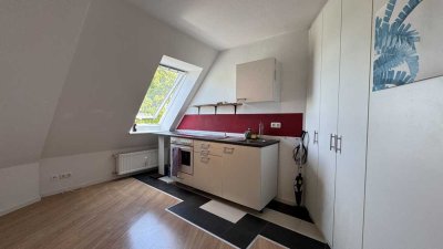 Lichtdurchflutete 3-Zimmer-Wohnung mit zusätzlichem Raum im Dachboden
