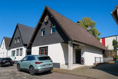 Aus Alt mach Neu! Freistehendes Einfamilienhaus mit großem Garten in Mettmann