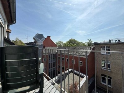 Zentrale Dachgeschosswohnung in der Kölner Innenstadt