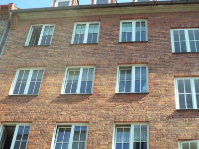 Dachterrasse Altstadt HL - WG geeignet: 2 separate Zimmer !!!  EBK,  Bad u. WC, Erstbezug saniert !!