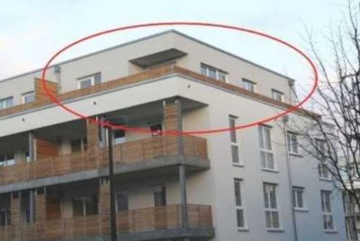 Exklusives Penthouse mit 3 Zimmern und Terrasse in Erlangen-Bruck