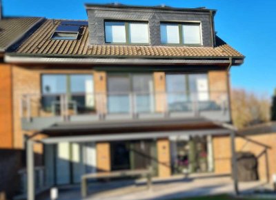 Modernisierte, klimatisierte Etagenwohnung in 3-Fam.-Haus, gehobene Ausstattung, Nähe Tenderingseen