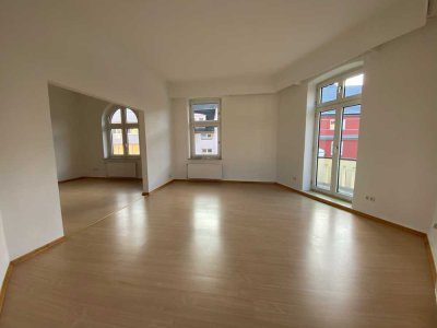 Große, Helle 2 Raum-Wohnung *Modern*Lichtdurchflutet*Hohe Decken*