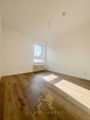 Helles, charmantes und hochwertig ausgestattetes Zimmer in 4er-WG