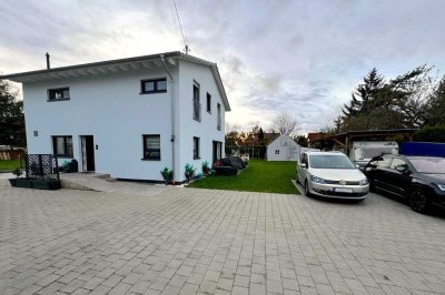 Modernes Einfamilienhaus mit Energieeffizienz, Smart Home und hochwertiger Ausstattung
