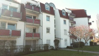 Wohnung mit Einbauküche, Balkon und Kellerraum, Tiefgaragenstellplatz in Kehl-Sundheim