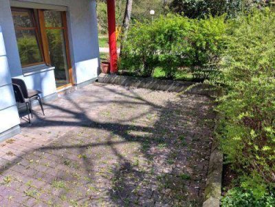 Ruhiger 4 ZIMMER-NEUBAU + große Süd-Terrasse 25m² + extra Küche möbliert + TG + nähe TU-Inffeld!