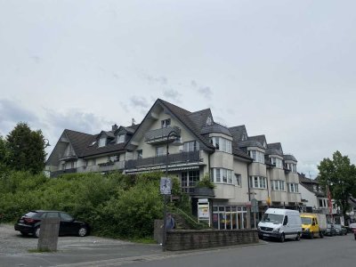 Moderne Maisonette-Wohnung mit 2 Ebenen im Herzen von Much