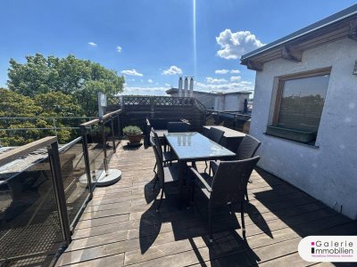 Sonnige DG-Wohnung mit Blick auf Belvedere