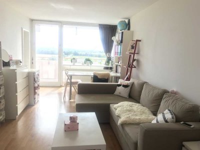 Moderne 1-Raum-Wohnung mit Balkon und Einbauküche in Unterschleißheim