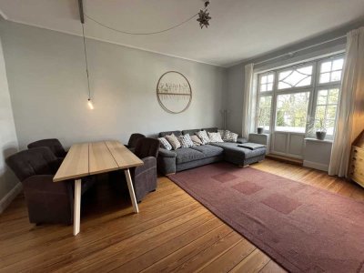 Exklusive 4-Zimmer-Wohnung möbiliert mit Balkon und EBK