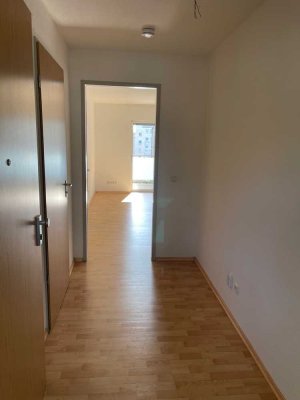 Zentral gelegene Wohnung für Senioren oder gesundh. eingeschränkte Personen. WBS erforderlich!