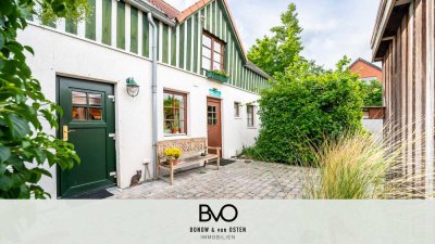 Wohnen und Ferienvermietung – vielseitiges Landhaus in Ostseenähe