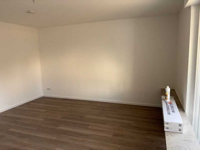 Renovierte 2 Zimmer-Wohnung mit zwei Balkons in Aachen-City