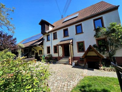 Historisches Ein-/Zweifamilienhaus zu verkaufen