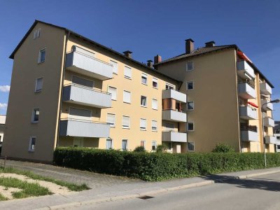 Zentrale Wohnung mit vier Zimmern und Balkon in Deggendorf