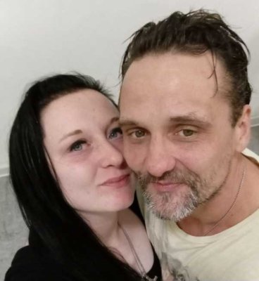 Pärchen sucht 2 Zimmer Wohnung in Kiel