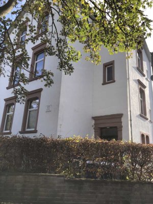 Erstbezug nach Sanierung: Altbauwohnung mit Gartenanteil im unteren Ostviertel