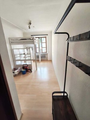 Helle, Altbau 1-Zimmer Wohnung in Passau Innstadt
