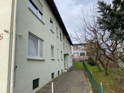 Gepflegte 2-Zimmer-EG-Wohnung mit Balkon und Stellpl....
