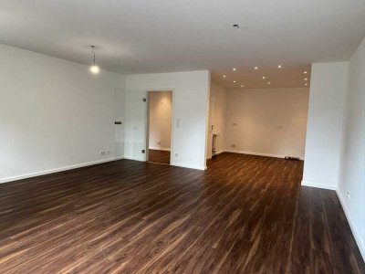 Fast alles neu! Helle 4,5-Zimmer-Maisonette-Wohnung mit 2 Sonnenbalkonen in Ruhiglage Bonn-Castell!