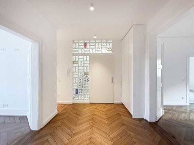 Hochwertig sanierte 5-Zimmer-Altbauwohnung in zentraler Lage