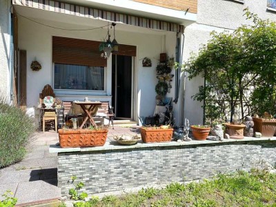 Geräumige 3-Zimmer-Erdgeschosswohnung mit großem Garten, Terrasse und Stellplatz in Berlin-Wedding