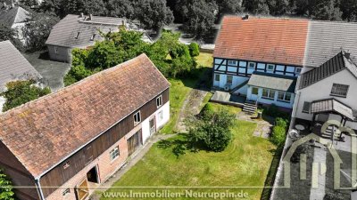 Reserviert - Fachwerkidylle auf 3.000 m² – Haus mit Nebengebäuden in sehr gepflegtem Zustand