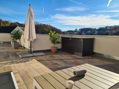 Penthouse mit Aufzug und großer Dachterrasse