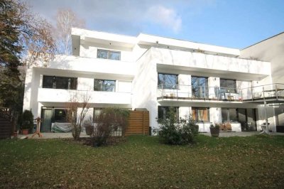 Stilvolle und neuwertige 4-Zimmer-Wohnung mit riesiger Dachterrasse im Herzen von Mainz