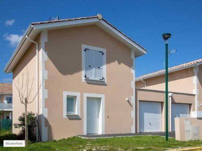 Provi frei Einfamilienhaus mit Garage in 28355 Bremen -