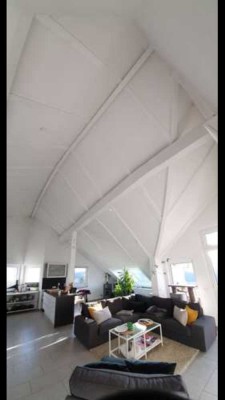 Gepflegte 2-Zimmer Dachgeschosswohnung in Neustadt (Wied)