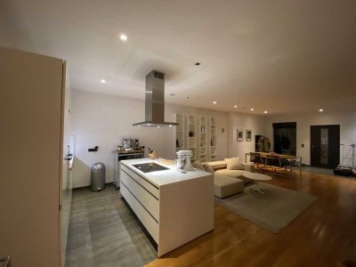 Stilvolle Erdgeschosswohnung mit Top Ausstattung