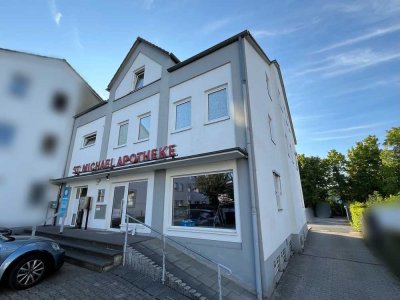Solide Kapitalanlage: Wohn- und Geschäftshaus in Toplage von Königswinter-Niederdollendorf