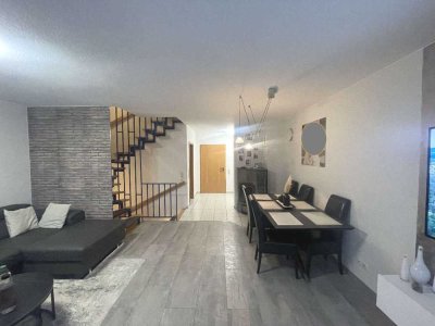 **Einfamilienhaus mit Garten und Stellplatz nähe S-Bahn**