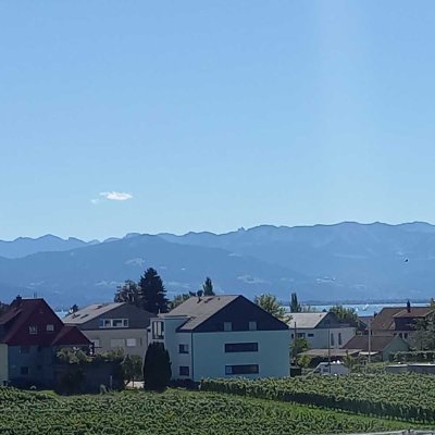 ** SONNIGE, HELLE WOHNUNG MIT TOLLEM BLICK **