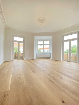 Sanierte 3 Zimmerwohnung mit Einbauküche und 3 Balkonen