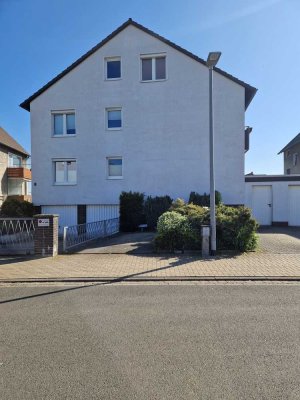 Attraktive, helle 2,5-Raum-DG-Wohnung in Langenhagen Schulenburg mit Stellplatz
