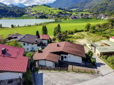Tiroler Landhaus mit Seeblick auf den schönen Thiersee bei Kufstein auf großem Grundstück