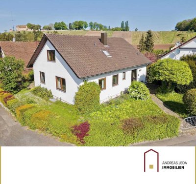 Sonniges Ein- bis Zweifamilienhaus mit Einliegerwohnung in ruhiger Ortsrandlage von Untergruppenbach