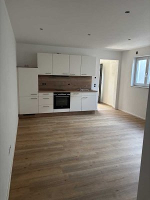 Souterrainwohnung – 2,5 Zimmer im Neubau (85462 Reisen)