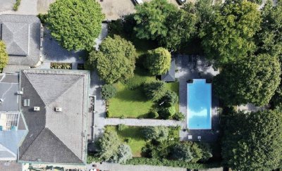 HISTORISCHE VILLA MIT PARK, POOL &amp; SPA IN BADEN BEI WIEN