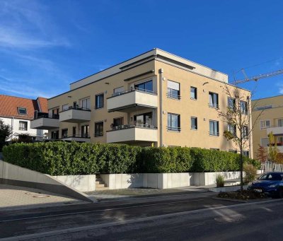 Neuwertige 2-Zimmer-Wohnung mit EBK