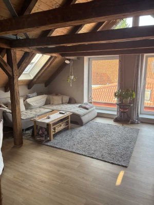 Freundliche 2-Zimmer-Dachgeschosswohnung mit gehobener Innenausstattung in Rendsburg