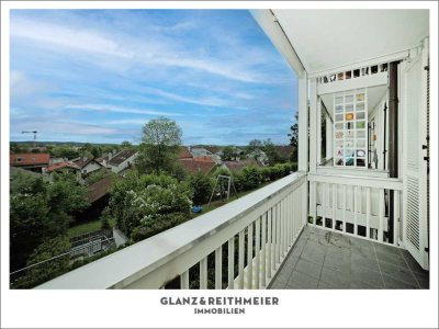 Alpenblick trifft Wohngefühl – Stilvolle Split-Level-Wohnung mit Garten in Altstadtlage
