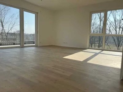Erstbezug am Wasser - Stilvolle 4-Zimmer-Wohnung in Königs Wusterhausen