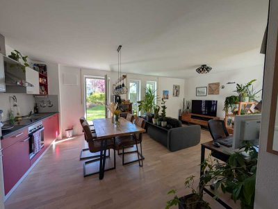 Nachmieter gesucht: Schöne 2 Zimmer Wohnung mit Terrasse und Garten - frei zum 15.09.