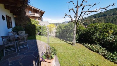 Traumhafte Ferienwohnung , möbliert mit Panoramablick , Sauna und Garten
