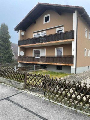 4-Zimmer Wohnung mit Balkon in ruhiger Wohnlage in Teublitz